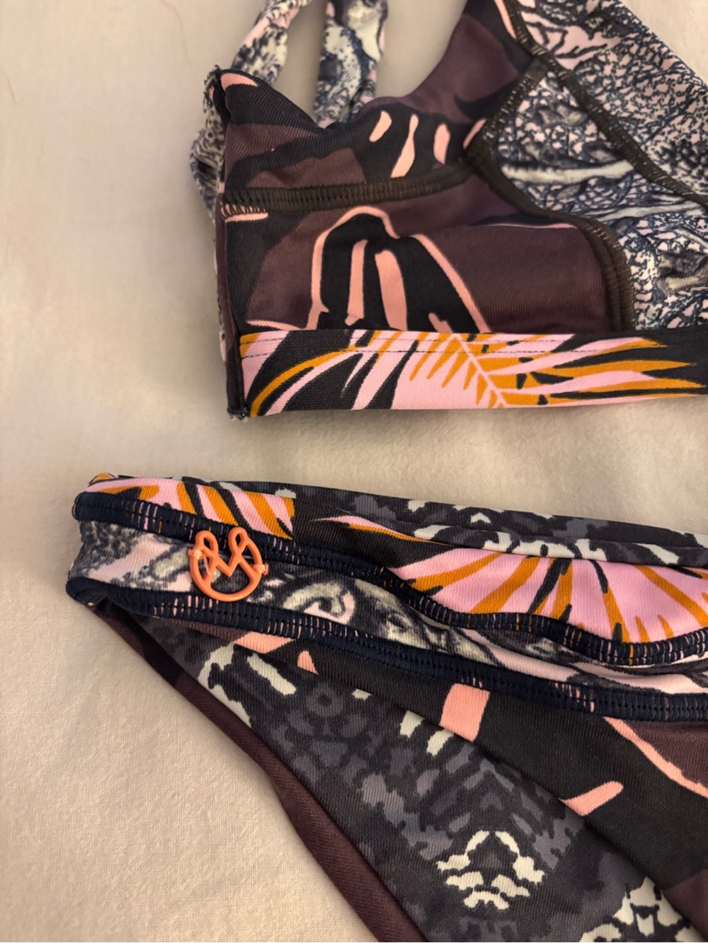 Maaji Two-Piece Swimsuit size large top and medium bottom - Picture 2 of 2
